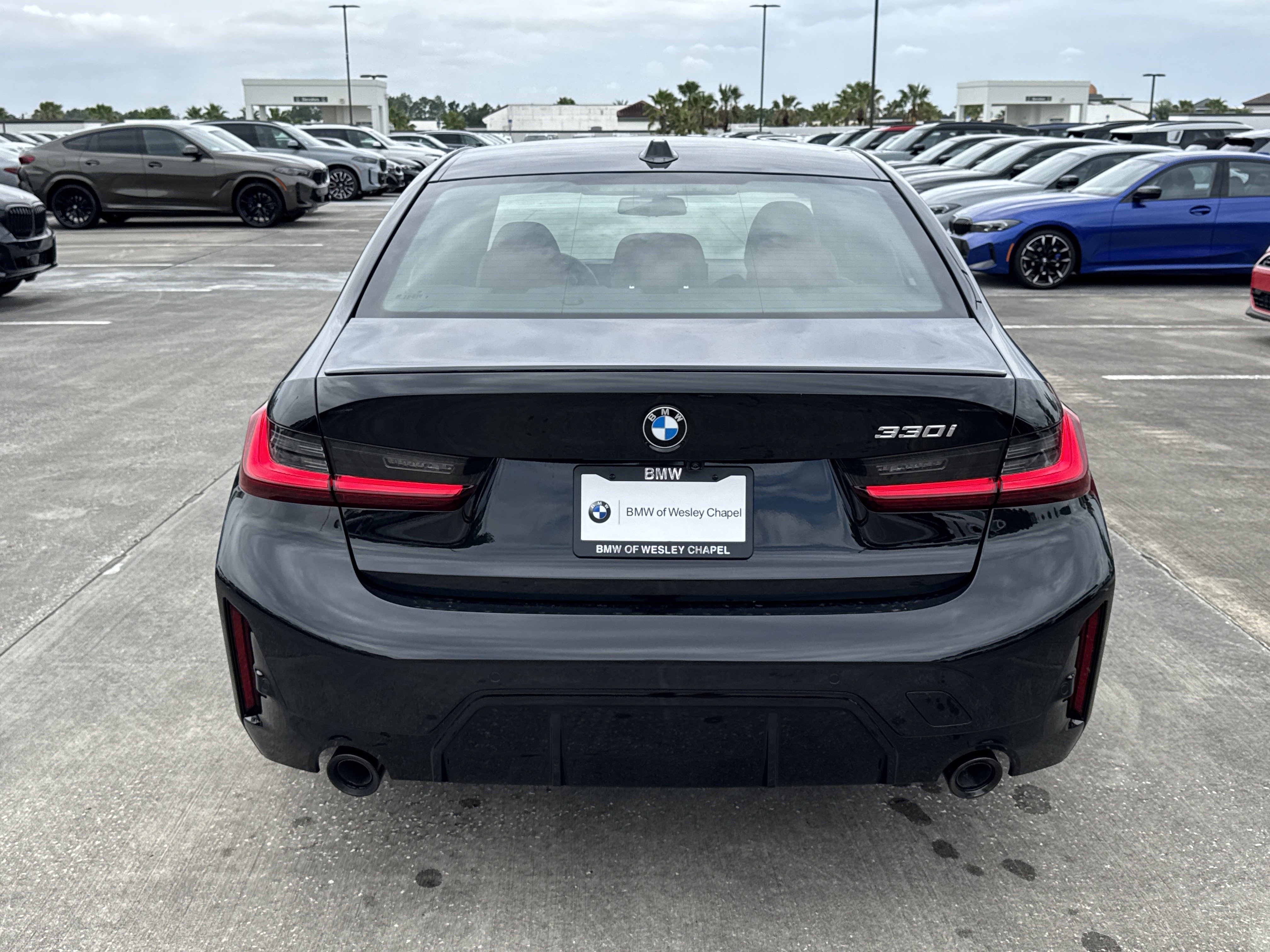 New 2026 BMW 330i Sedan w/ M Sport Package RWD image 6