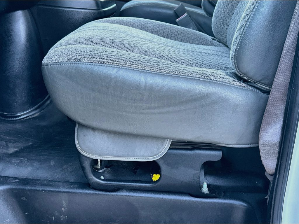 Used 2020 Chevrolet Express 3500 w/ Power Convenience Package RWD image 22