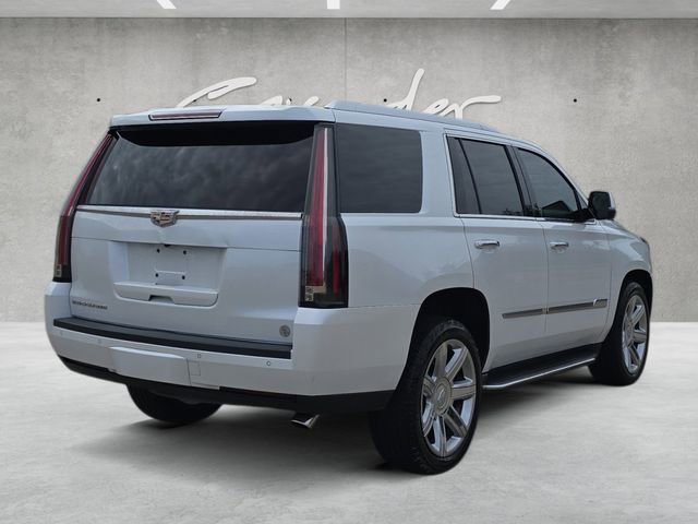 Used 2016 Cadillac Escalade Luxury AWD/4WD image 16