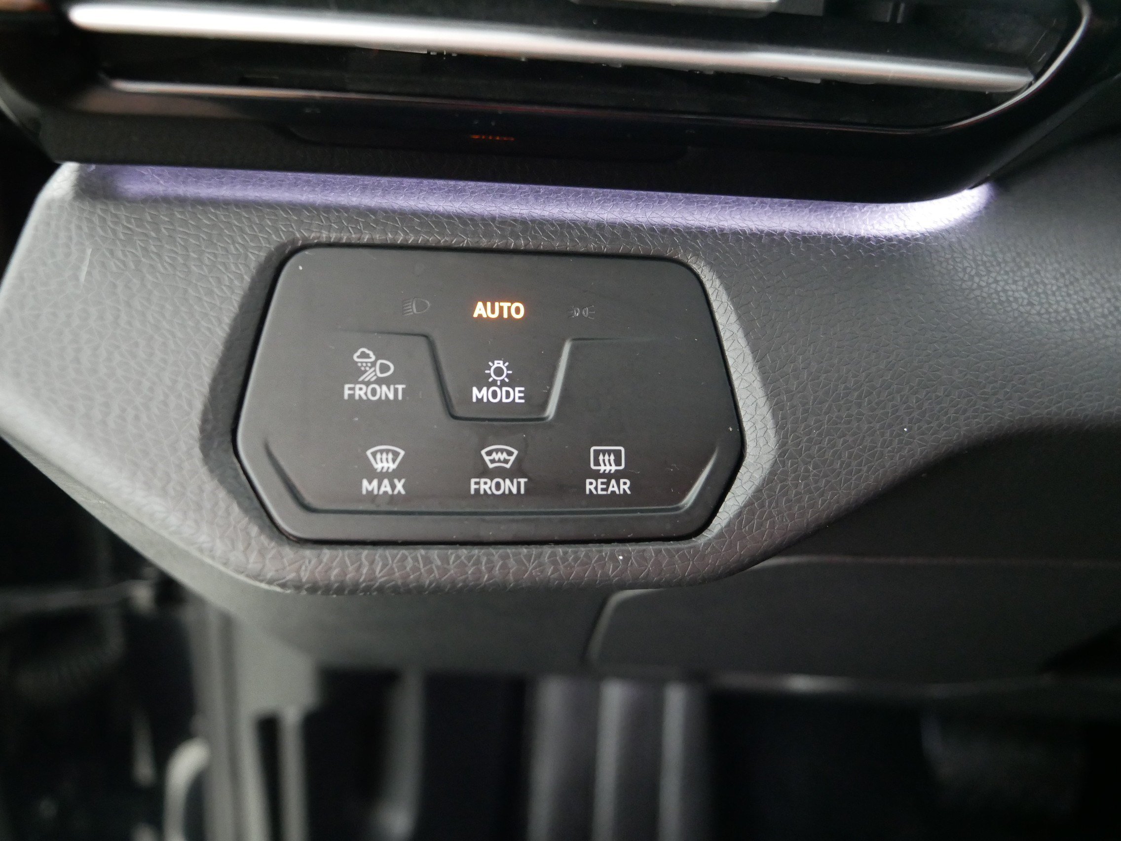 Certified 2023 Volkswagen ID.4 Pro S AWD/4WD image 26