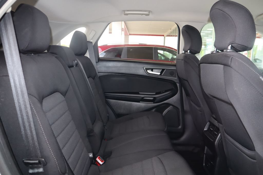 Used 2016 Ford Edge SE FWD image 36