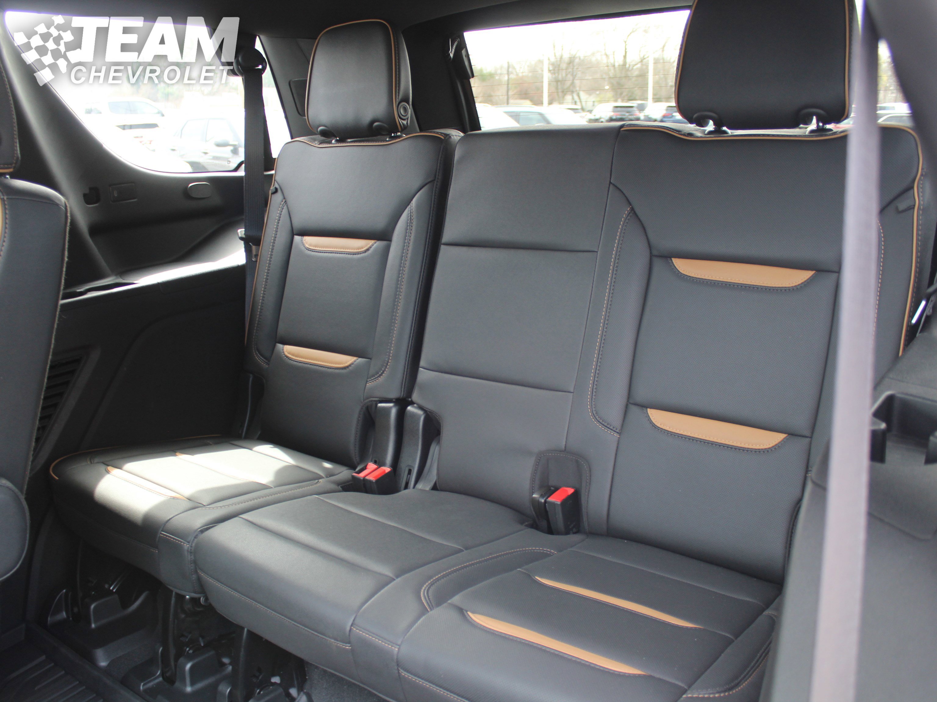 Used 2023 GMC Yukon AT4 w/ LPO, Floor Liner Package AWD/4WD image 22