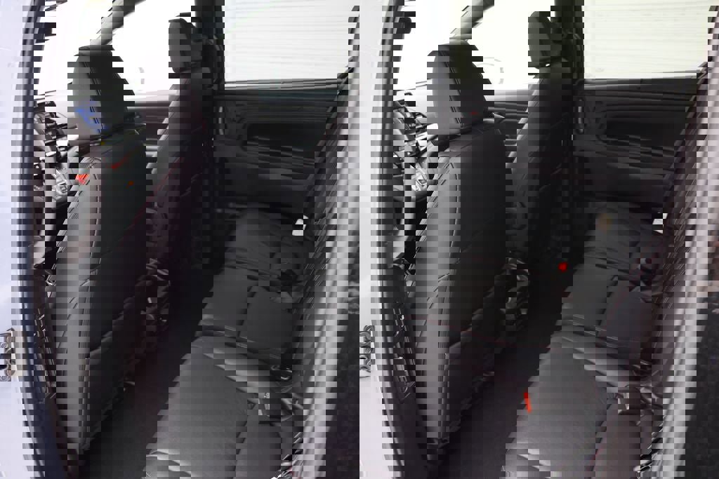 Used 2025 Honda Odyssey Sport-L image 12