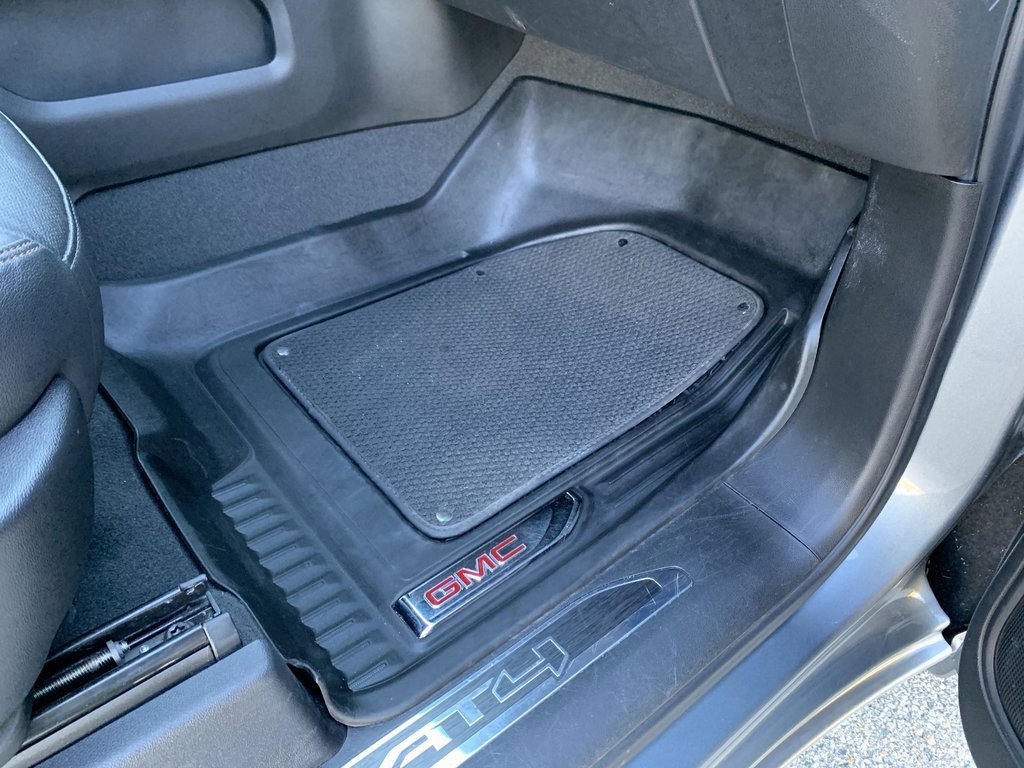 Certified 2021 GMC Sierra 1500 AT4 image 21