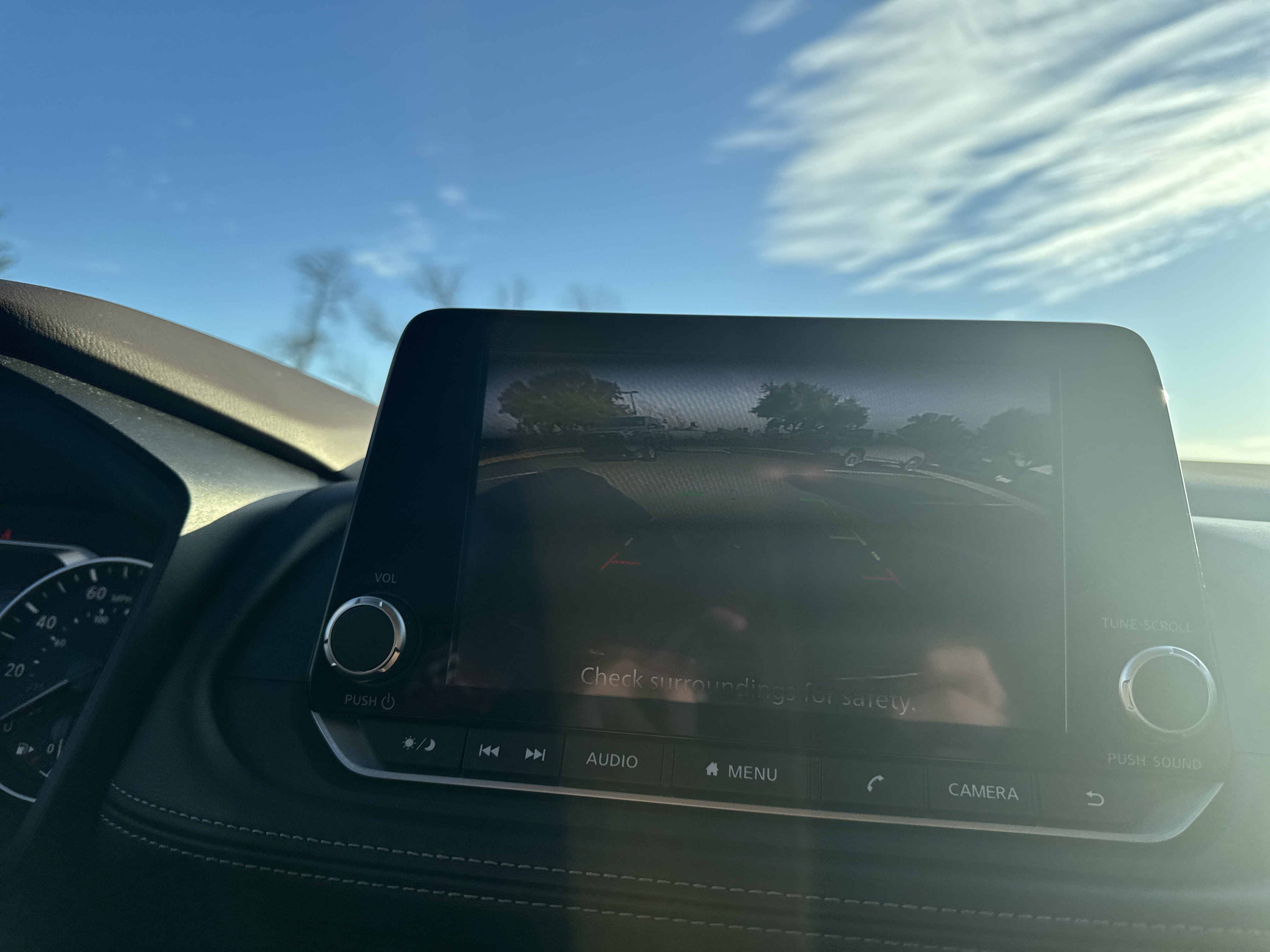 Used 2023 Nissan Rogue S image 20
