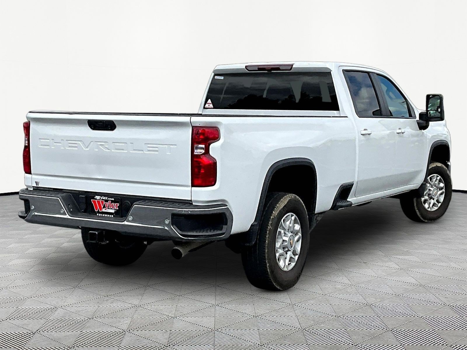 Used 2024 Chevrolet Silverado 3500 LT w/ All Star Edition AWD/4WD image 6