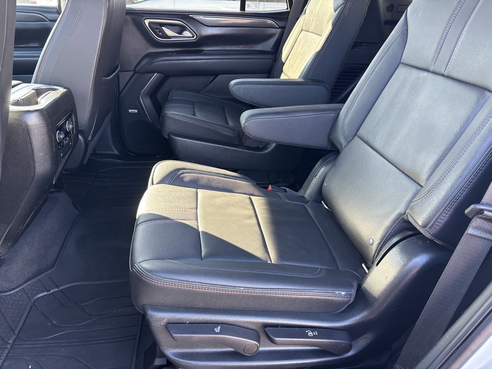 Used 2022 Chevrolet Tahoe RST w/ Luxury Package image 9