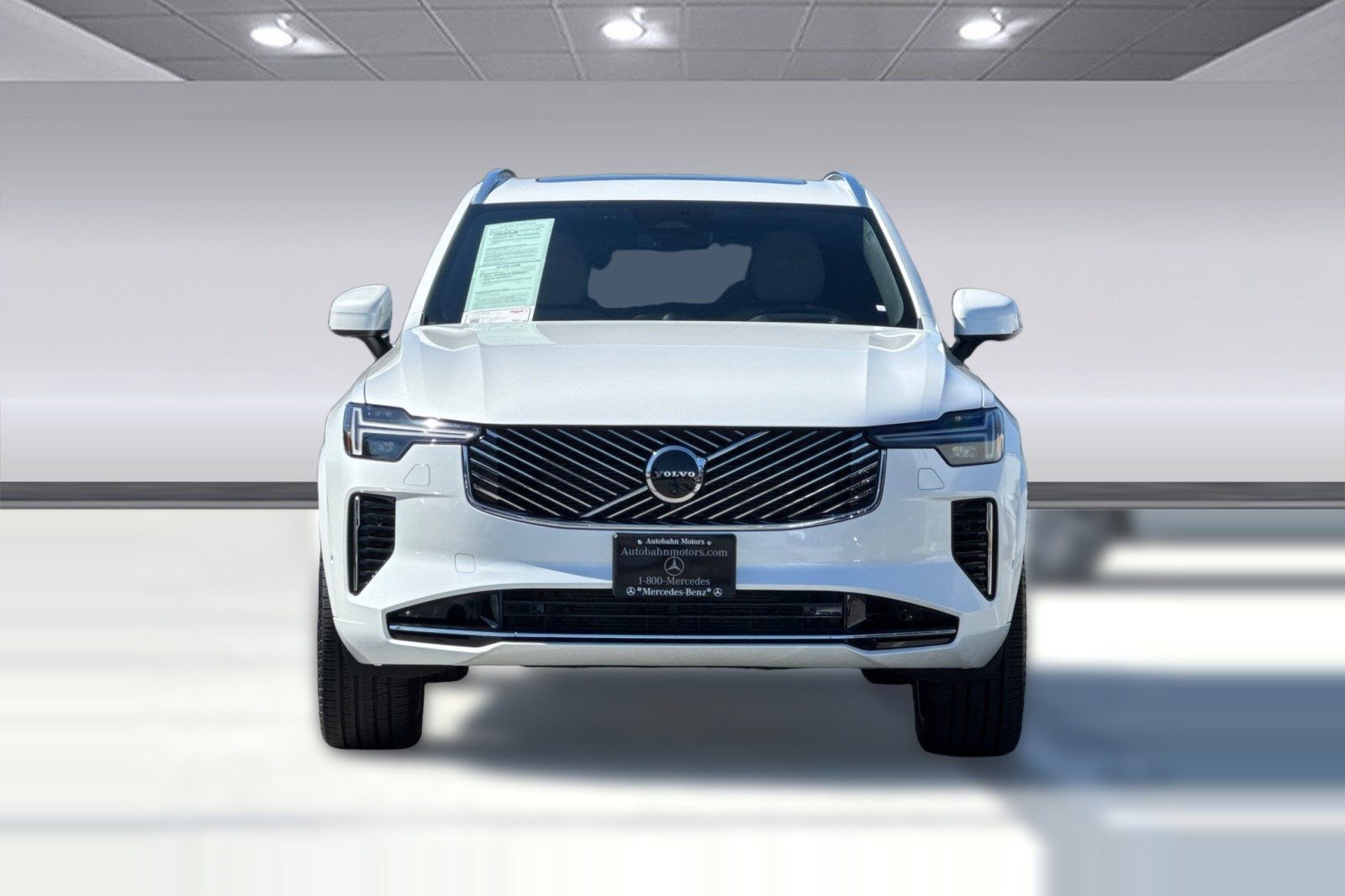 Used 2025 Volvo XC90 B6 Ultra w/ Protection Package Premier image 6