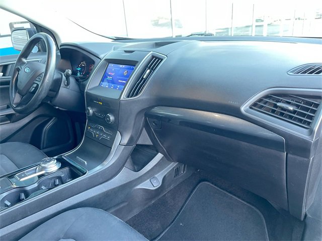 Used 2020 Ford Edge SE image 27