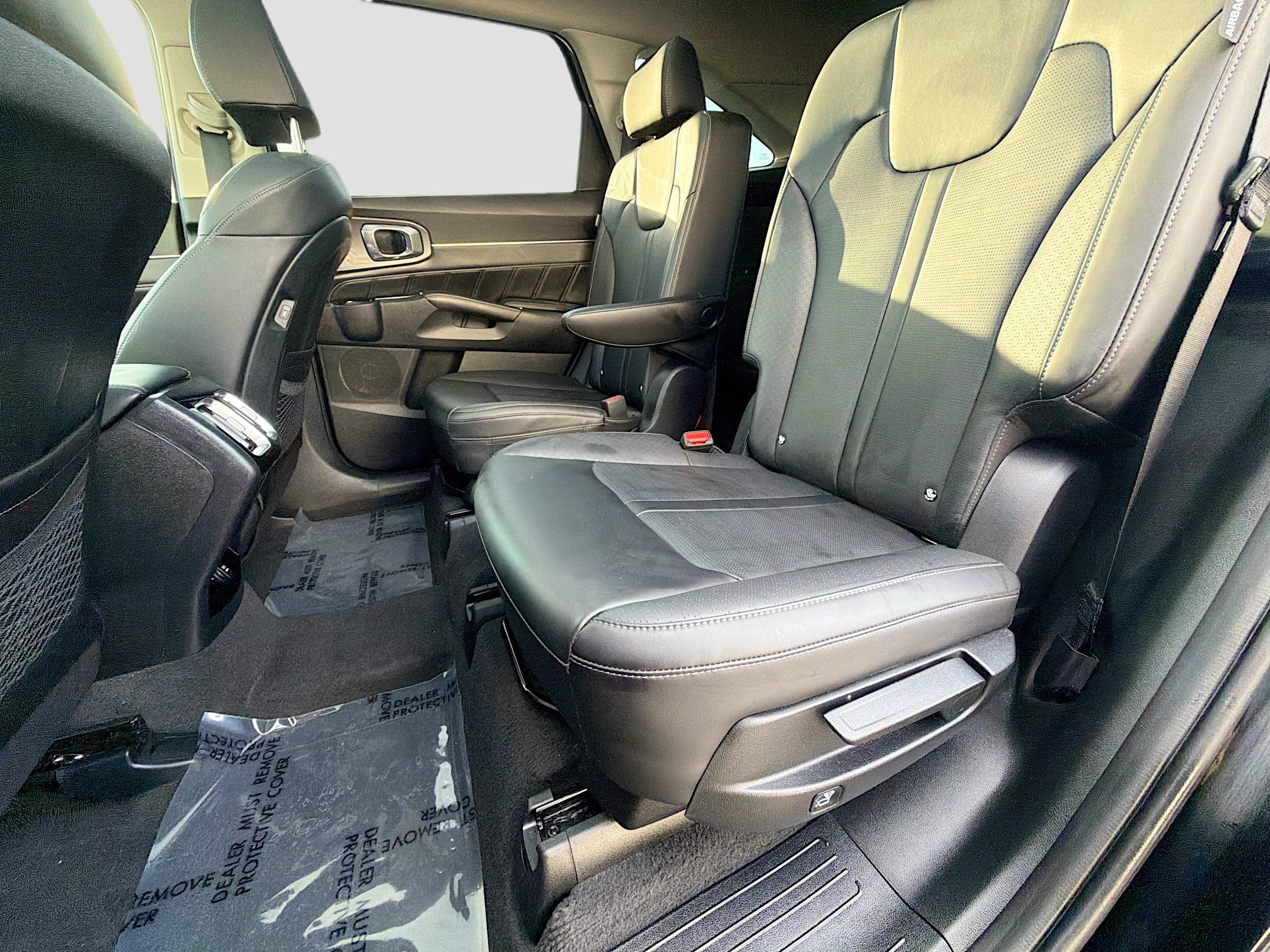 Used 2024 Kia Sorento SX FWD image 21