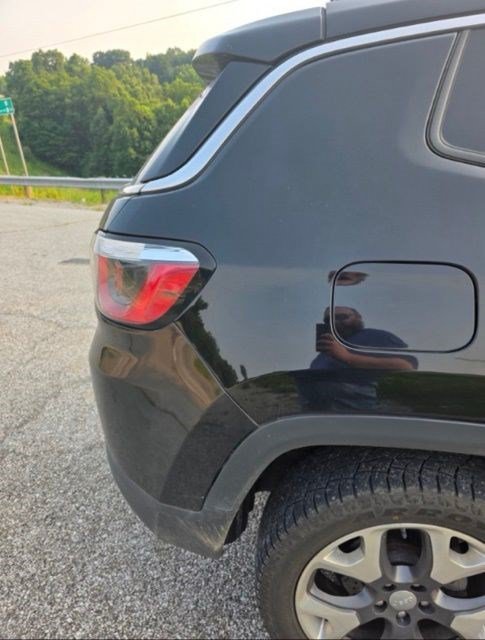 Used 2019 Jeep Compass Limited AWD/4WD image 21