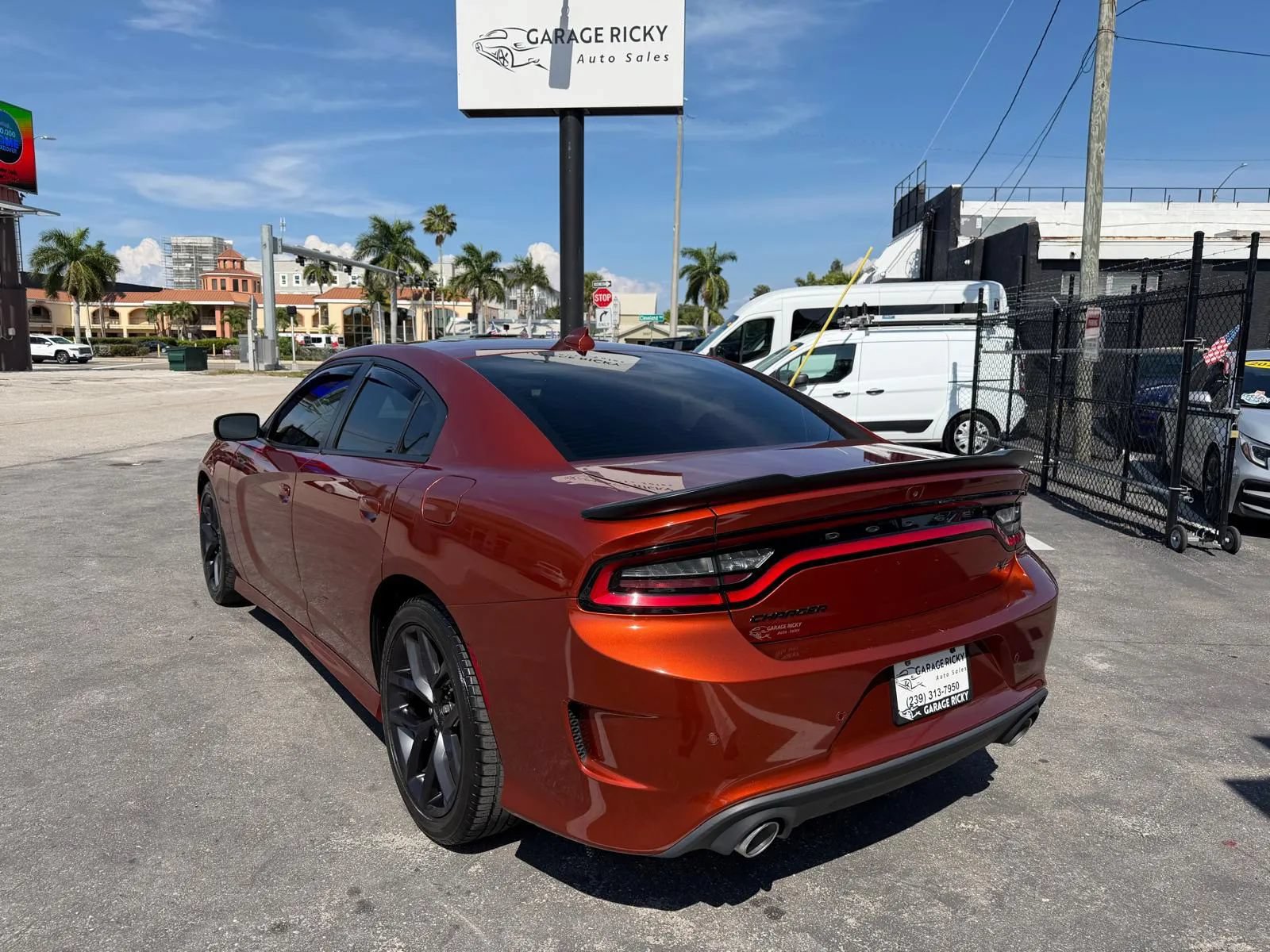 Used 2021 Dodge Charger R/T w/ Blacktop Package RWD image 7