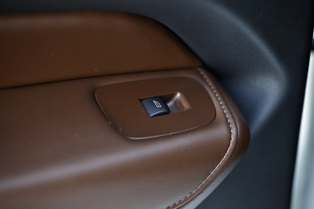 Used 2021 Volvo XC60 T5 Inscription w/ Protection Package Premier image 27