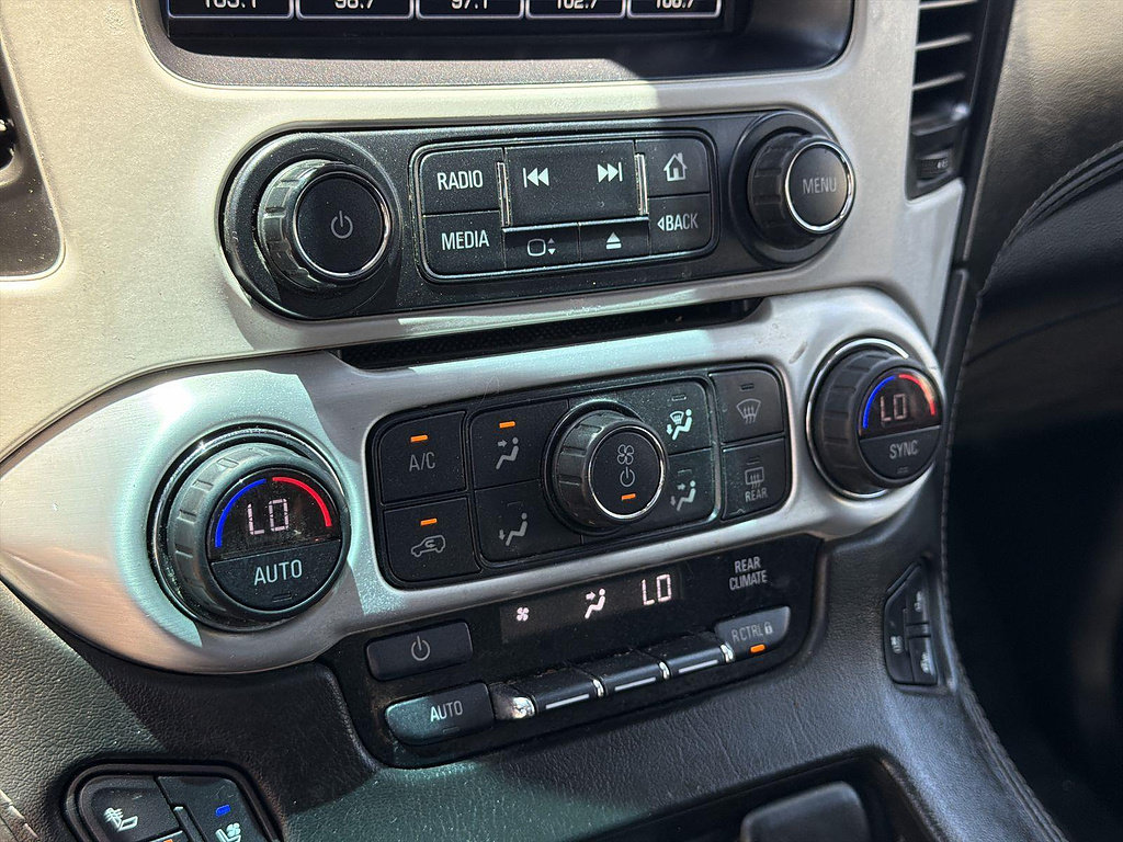 Used 2019 GMC Yukon XL SLT AWD/4WD image 39