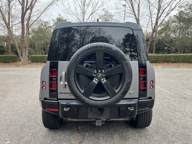 Used 2023 Land Rover Defender 110 X-Dynamic SE image 8