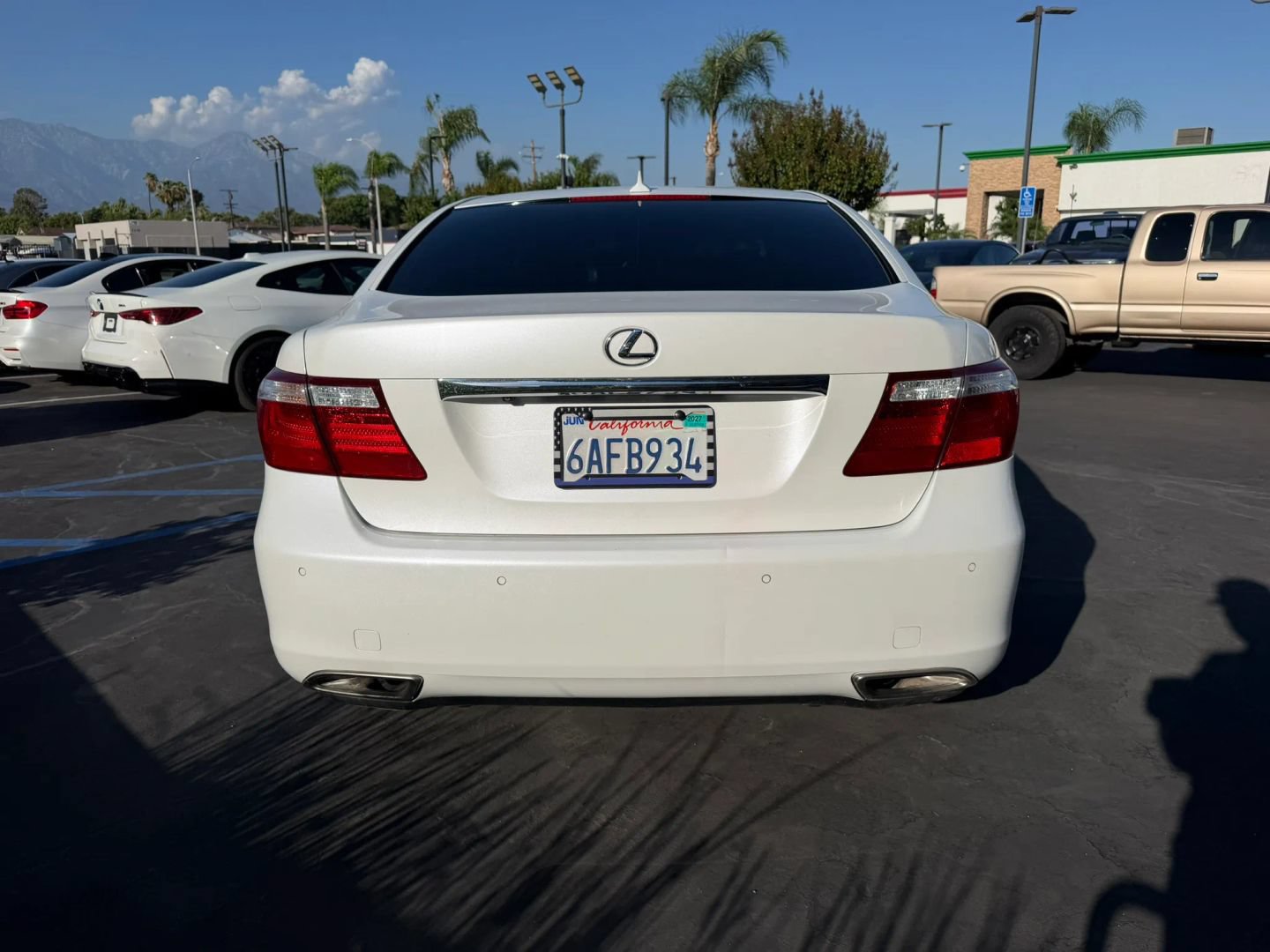 Used 2007 Lexus LS 460 RWD image 7