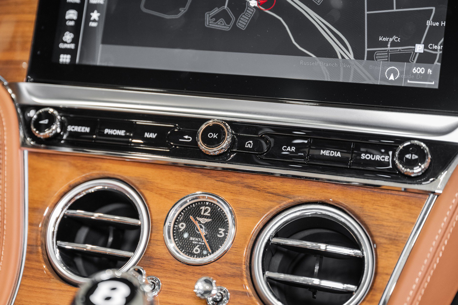 New 2024 Bentley Continental GT V8 AWD/4WD image 33