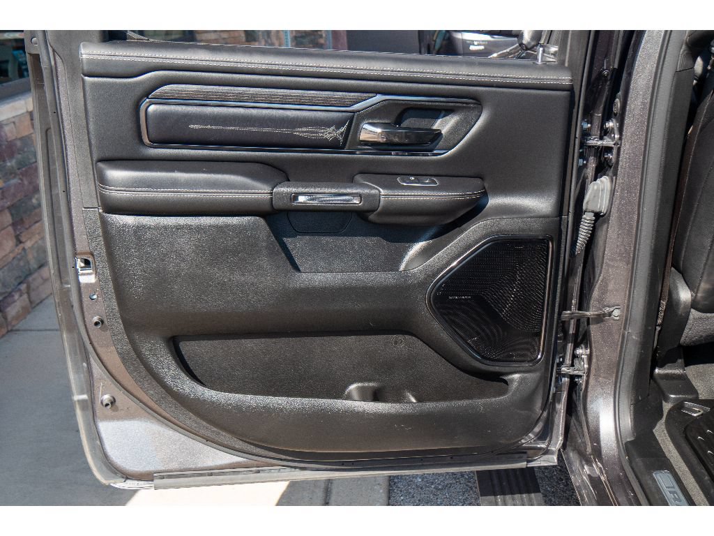 Used 2022 RAM 1500 Limited AWD/4WD image 17