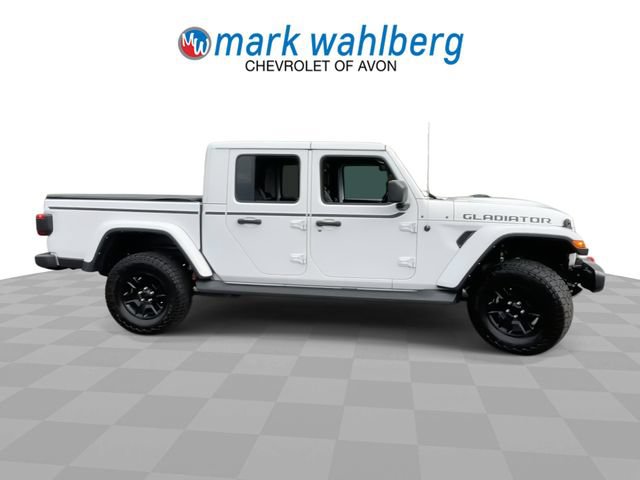 Used 2023 Jeep Gladiator Mojave w/ LED Lighting Group AWD/4WD image 9
