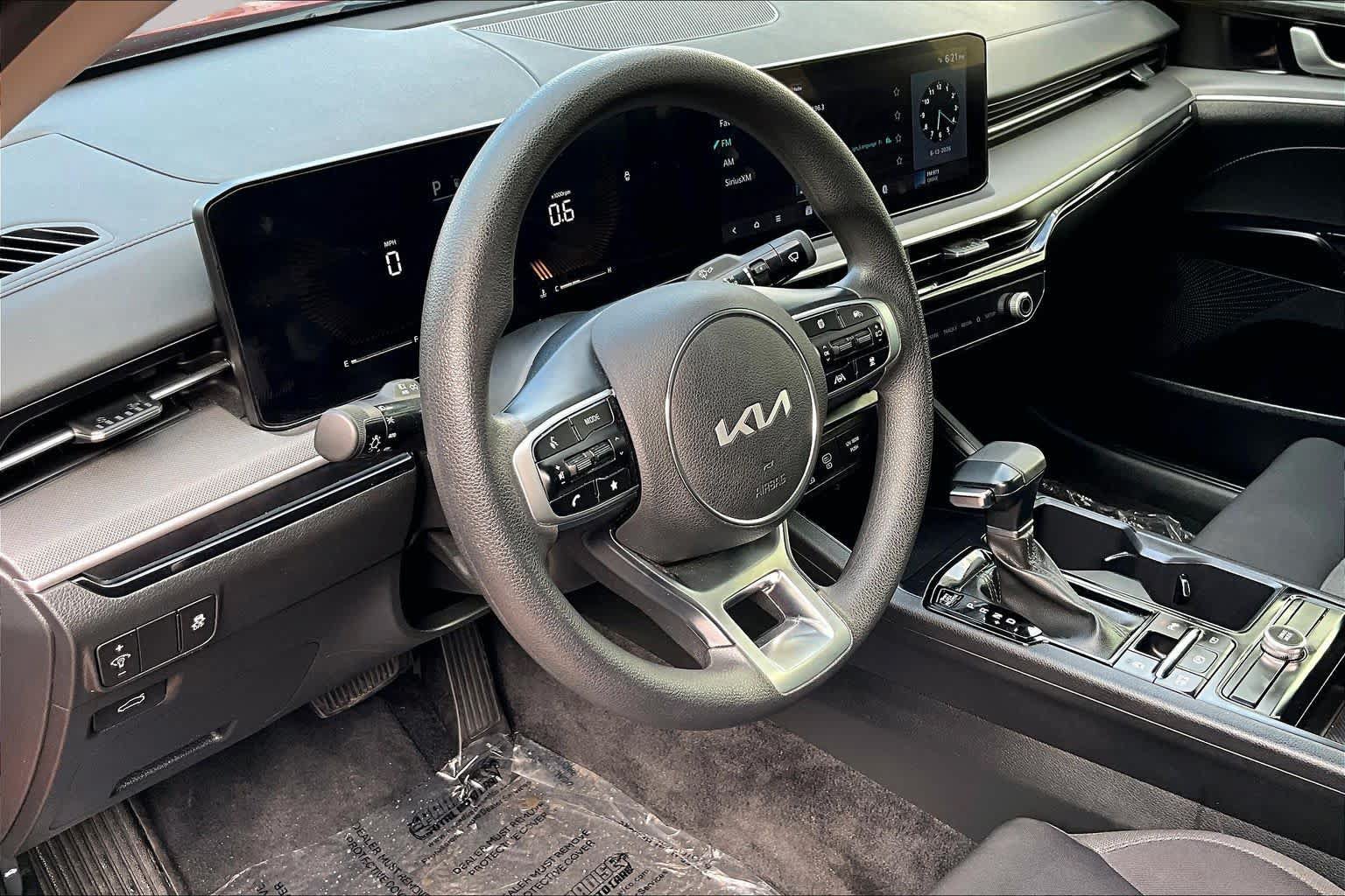 Used 2025 Kia K5 LXS FWD image 17