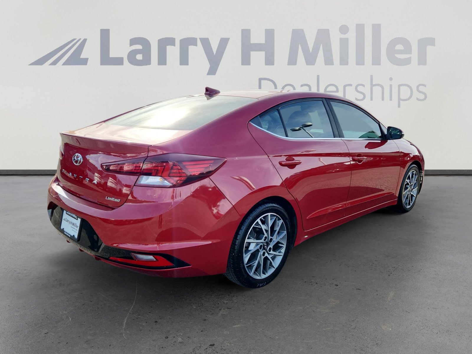 Used 2020 Hyundai Elantra Limited w/ Ultimate Package 03 image 5