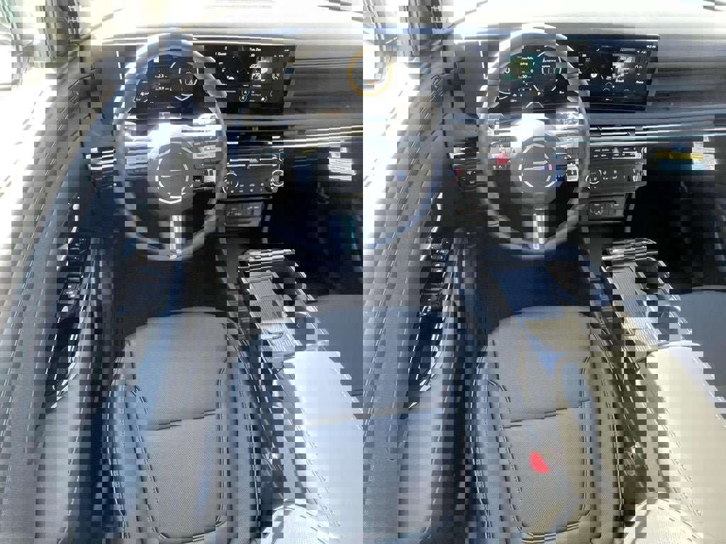 New 2026 Hyundai Tucson Limited image 11