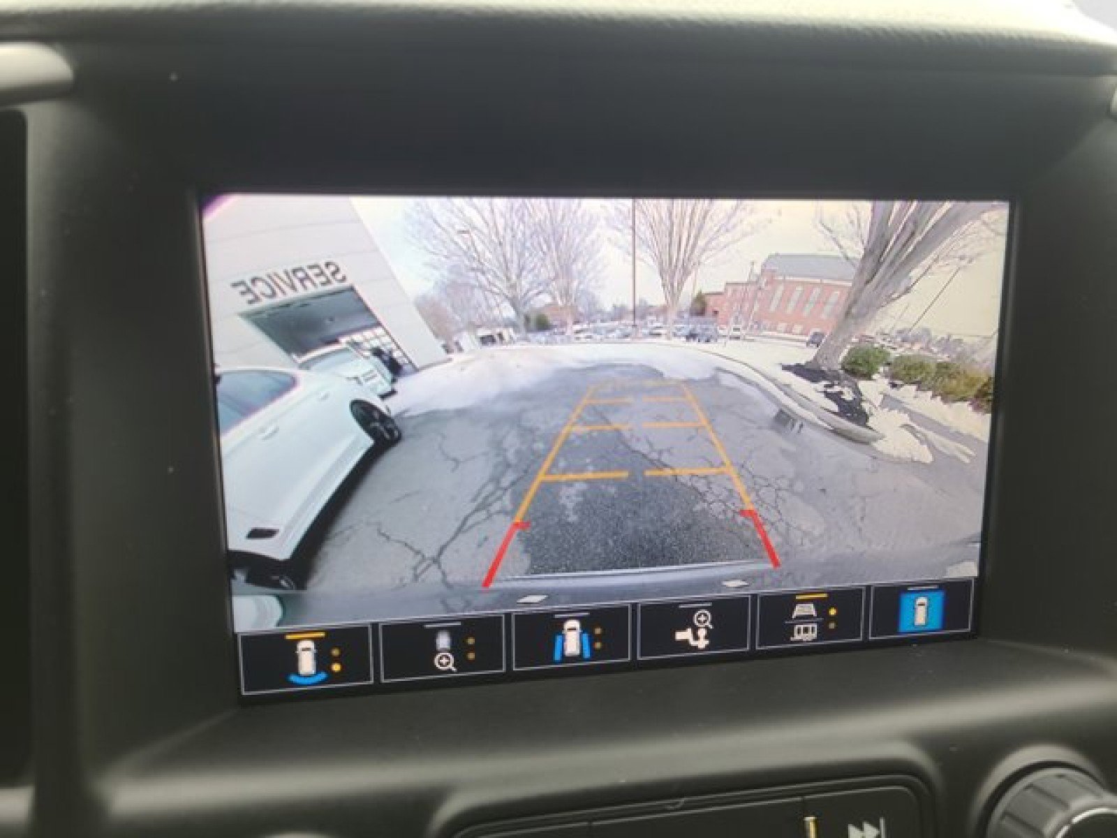 Used 2023 GMC Terrain AT4 w/ Tech Package image 17