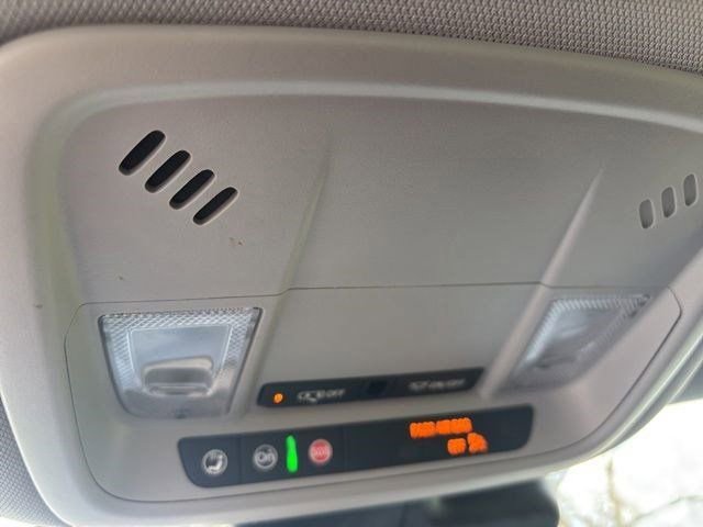 Used 2023 Chevrolet Malibu LT image 29