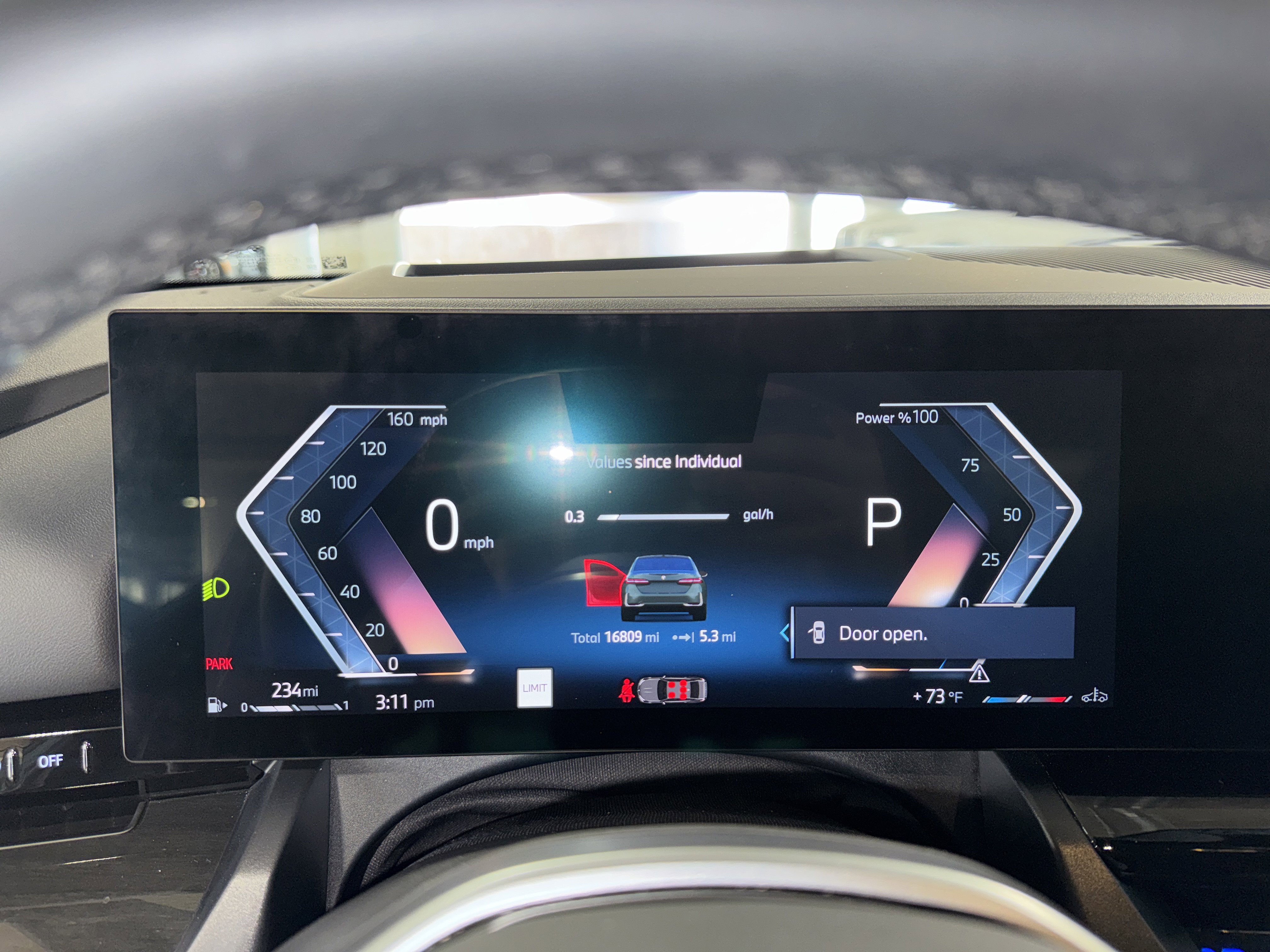 Certified 2025 BMW 530i image 24