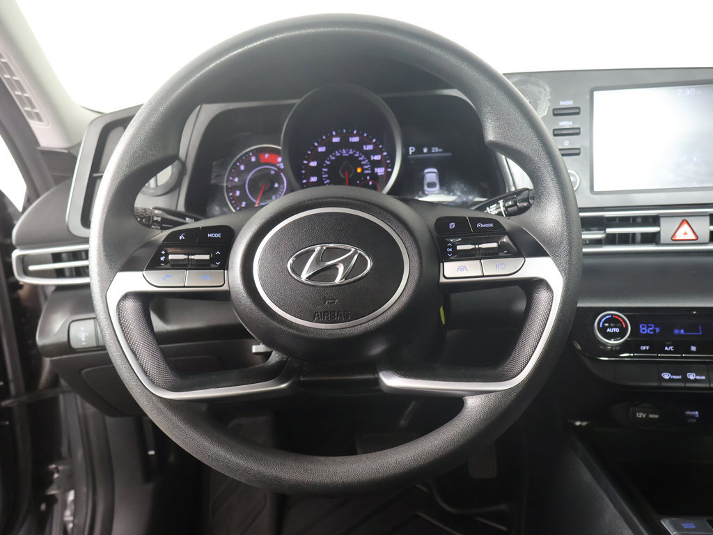 Used 2023 Hyundai Elantra SEL w/ Winter Weather Package FWD image 35