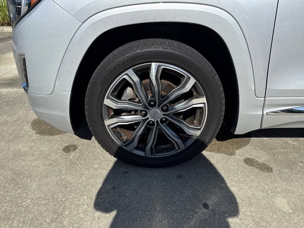 Used 2019 GMC Terrain Denali w/ Comfort Package image 13