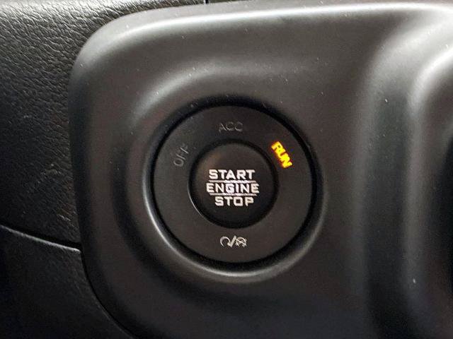 Used 2018 Jeep Wrangler Unlimited Rubicon w/ Dual Top Group AWD/4WD image 28