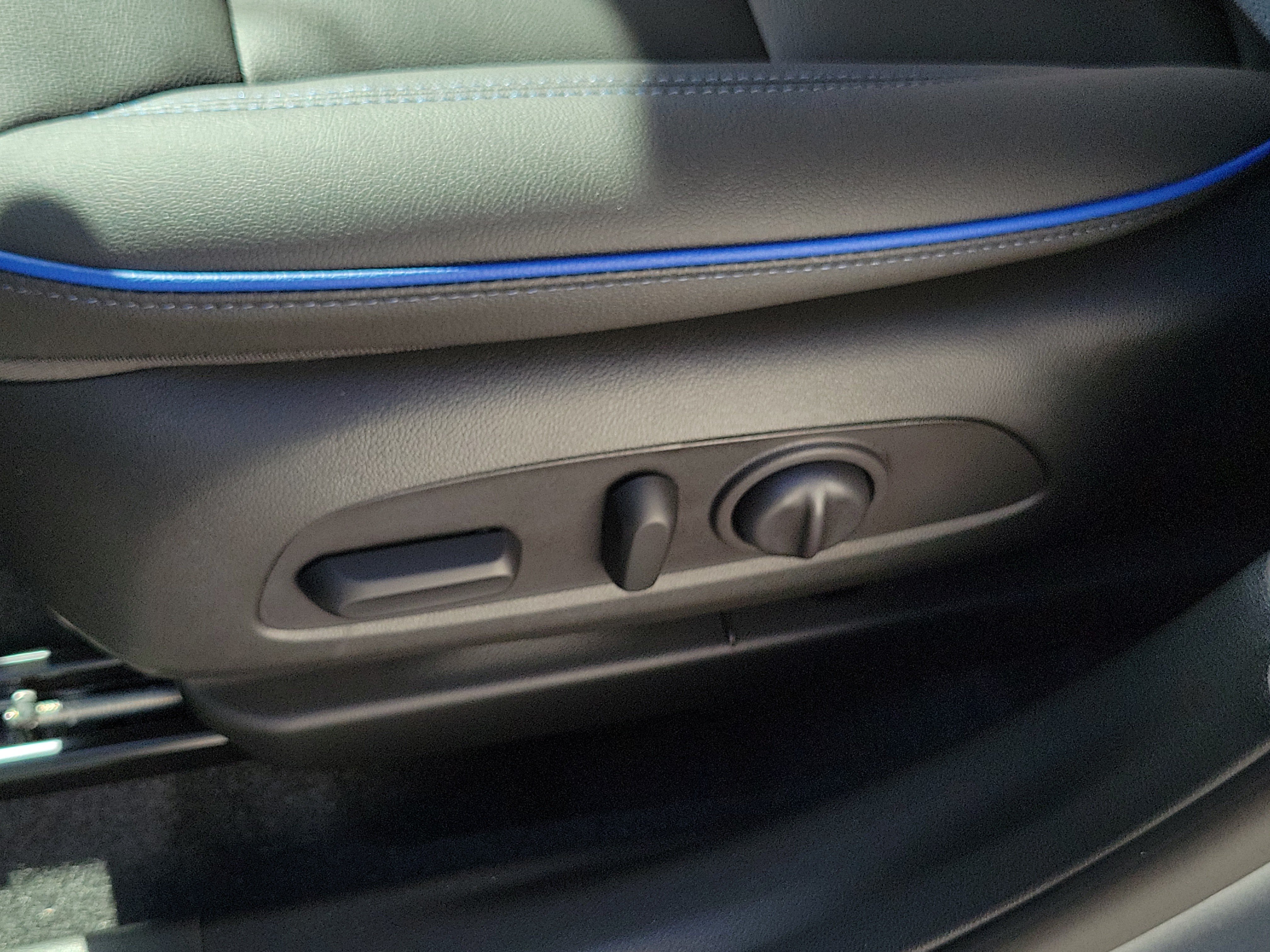 New 2026 Buick Envista Sport Touring w/ Convenience I Package FWD image 23