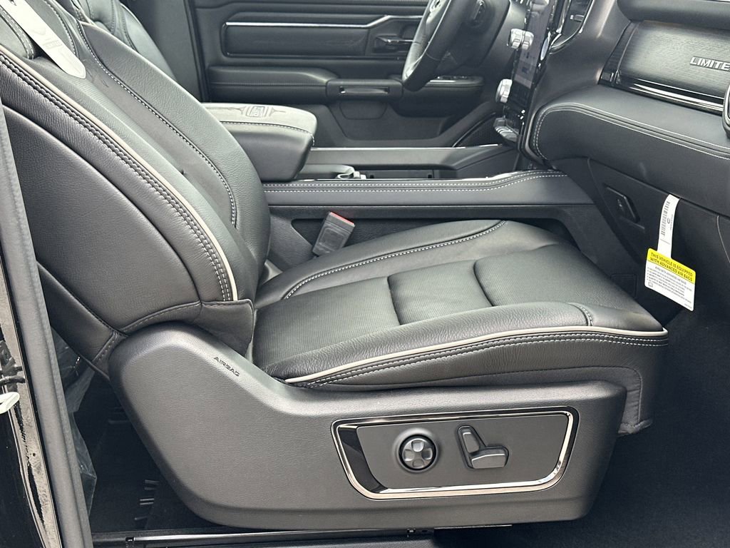 Used 2024 RAM 1500 Limited AWD/4WD image 14