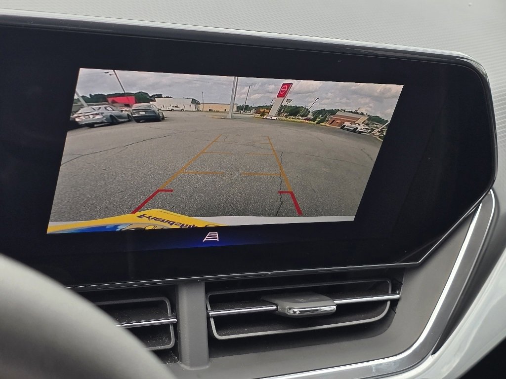 Used 2024 Chevrolet Trax LT image 5