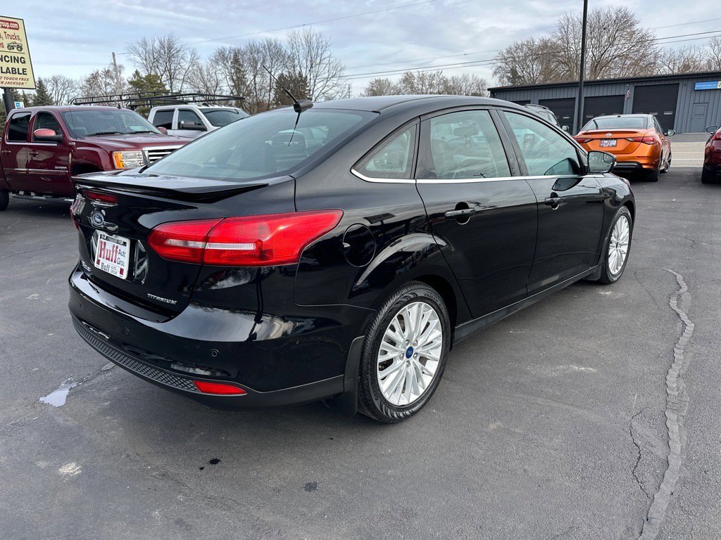 Used 2018 Ford Focus Titanium FWD image 6