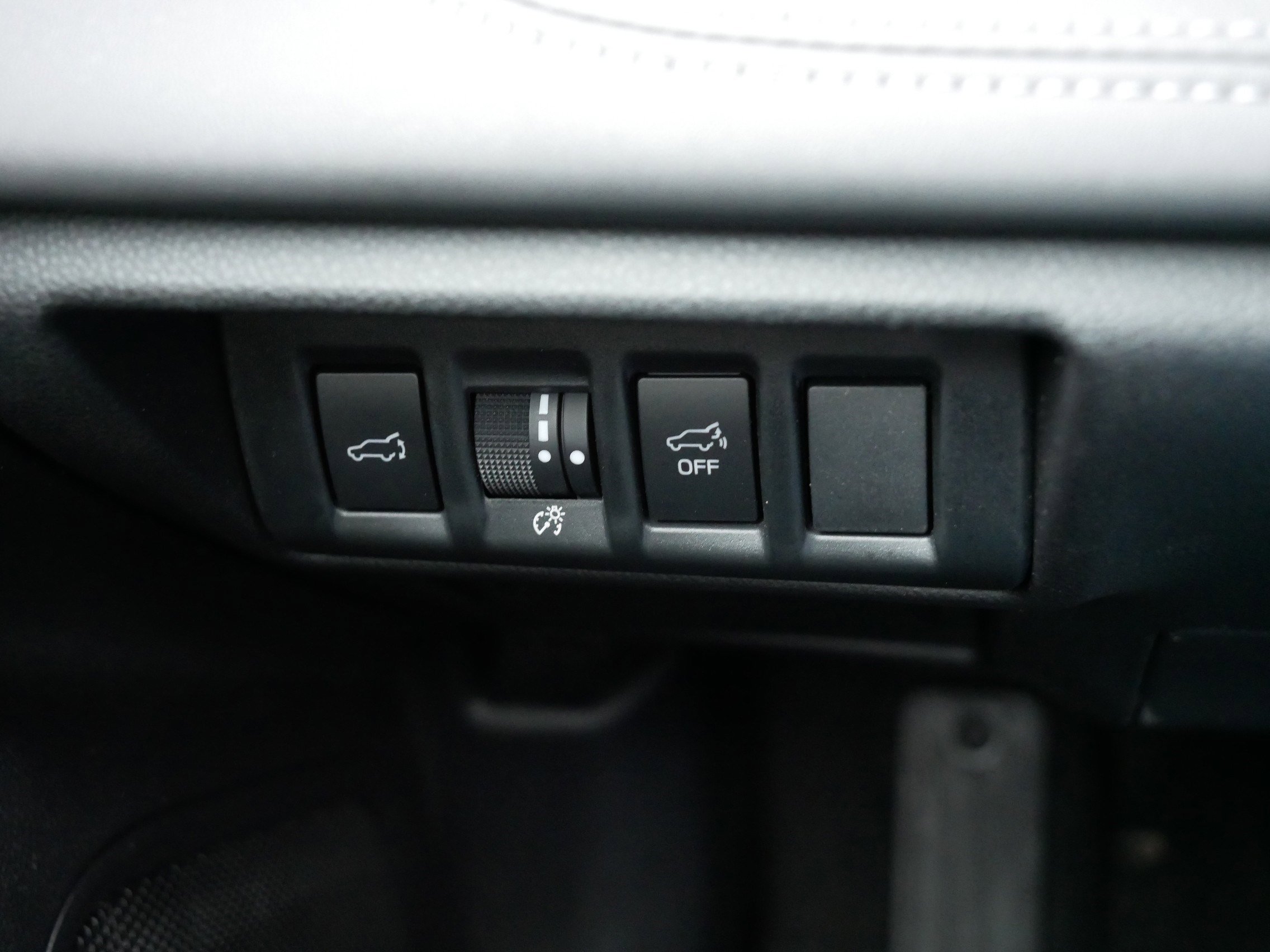 Certified 2025 Subaru Outback Limited image 26