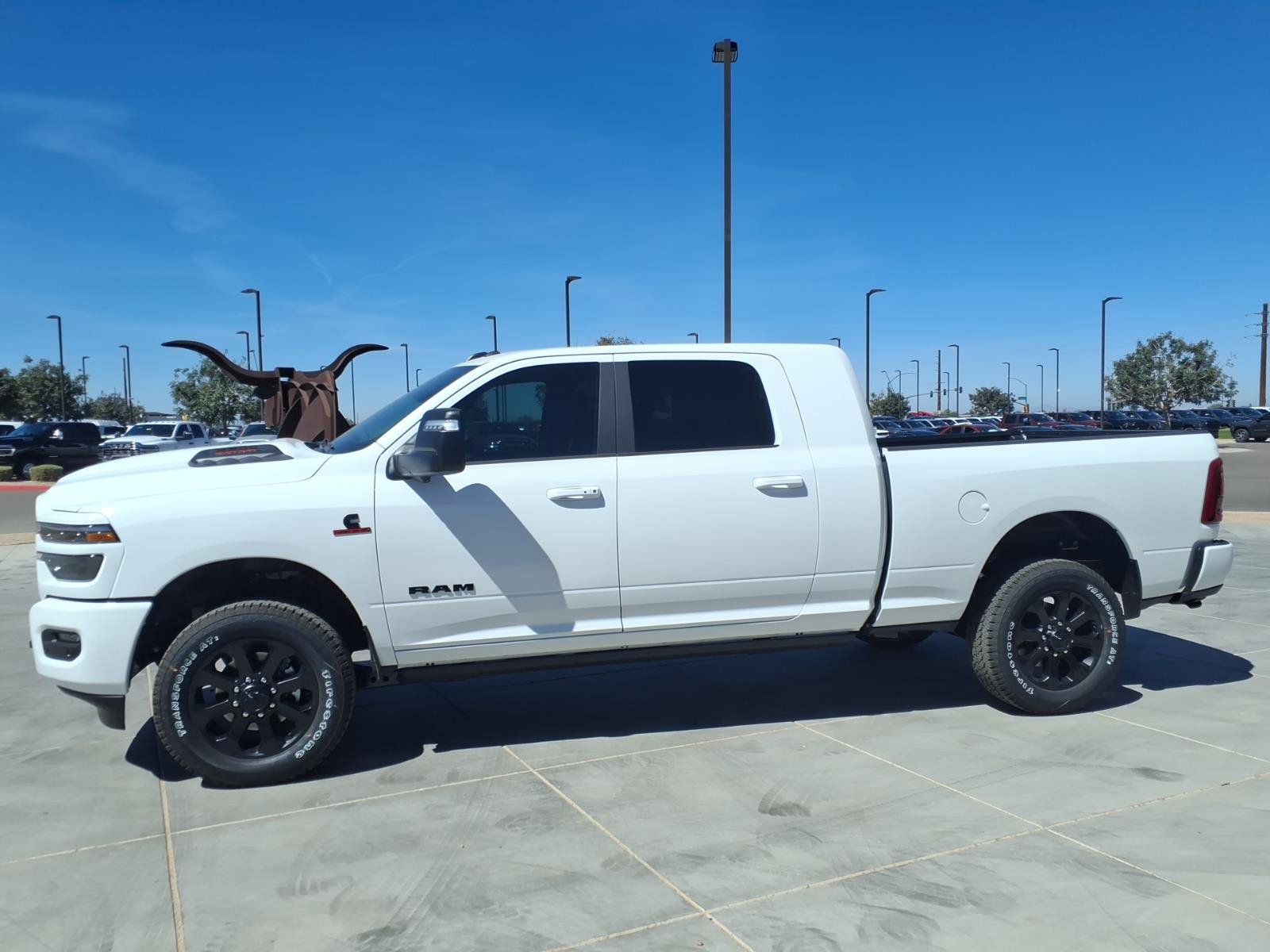 New 2026 RAM 2500 Laramie AWD/4WD image 3