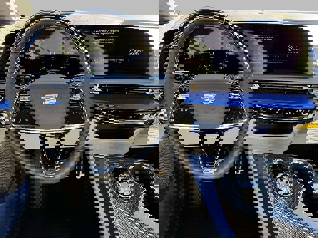 New 2026 Cadillac Optiq Luxury 2 image 3