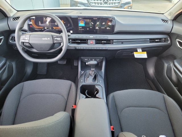 New 2026 Kia K4 FWD image 8