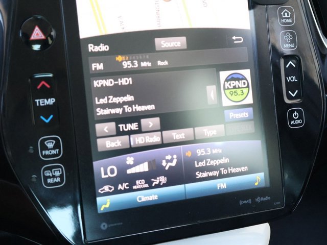 Used 2018 Toyota Prius Prime Premium FWD image 17