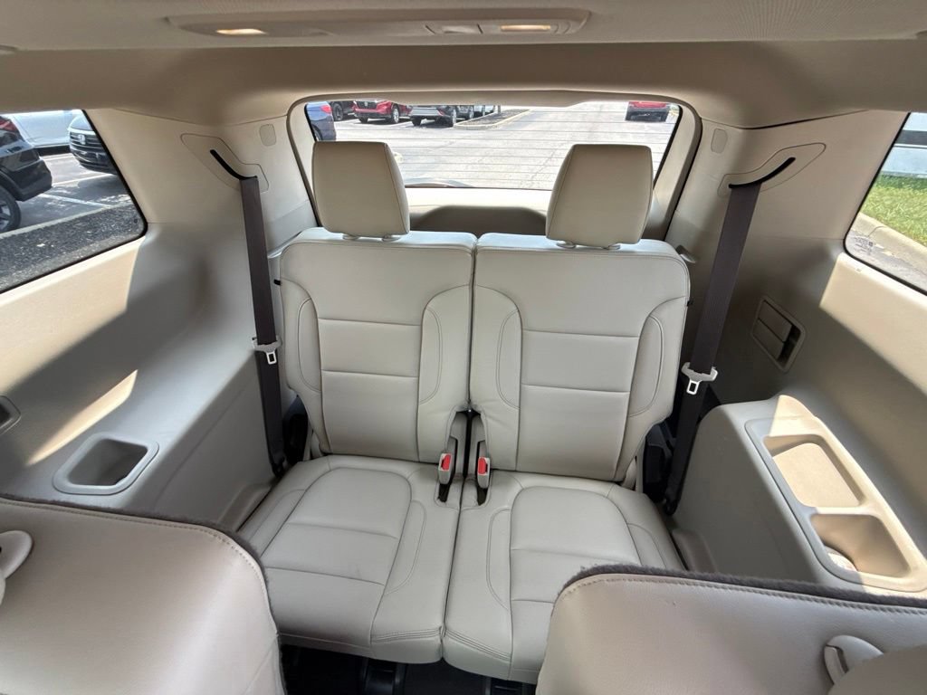 Used 2019 GMC Acadia Denali w/ Technology Package AWD/4WD image 14
