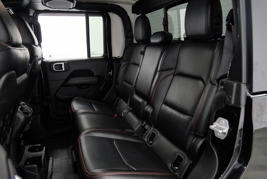 Used 2020 Jeep Gladiator Rubicon w/ Dual Top Group AWD/4WD image 19