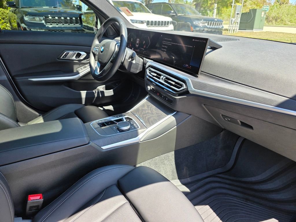 Used 2023 BMW 330i Sedan w/ Driving Assistance Package image 9