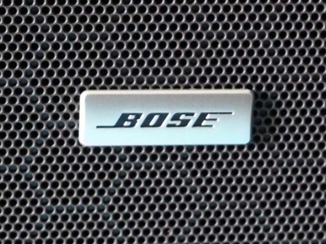 Used 2021 Chevrolet Bolt Premier w/ Infotainment Package FWD image 38