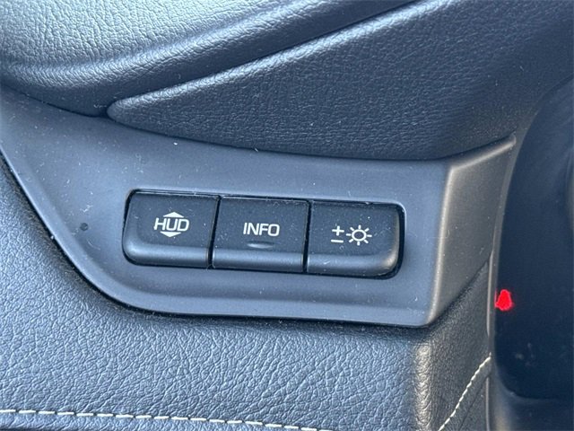 Used 2018 Cadillac Escalade ESV Premium Luxury image 23