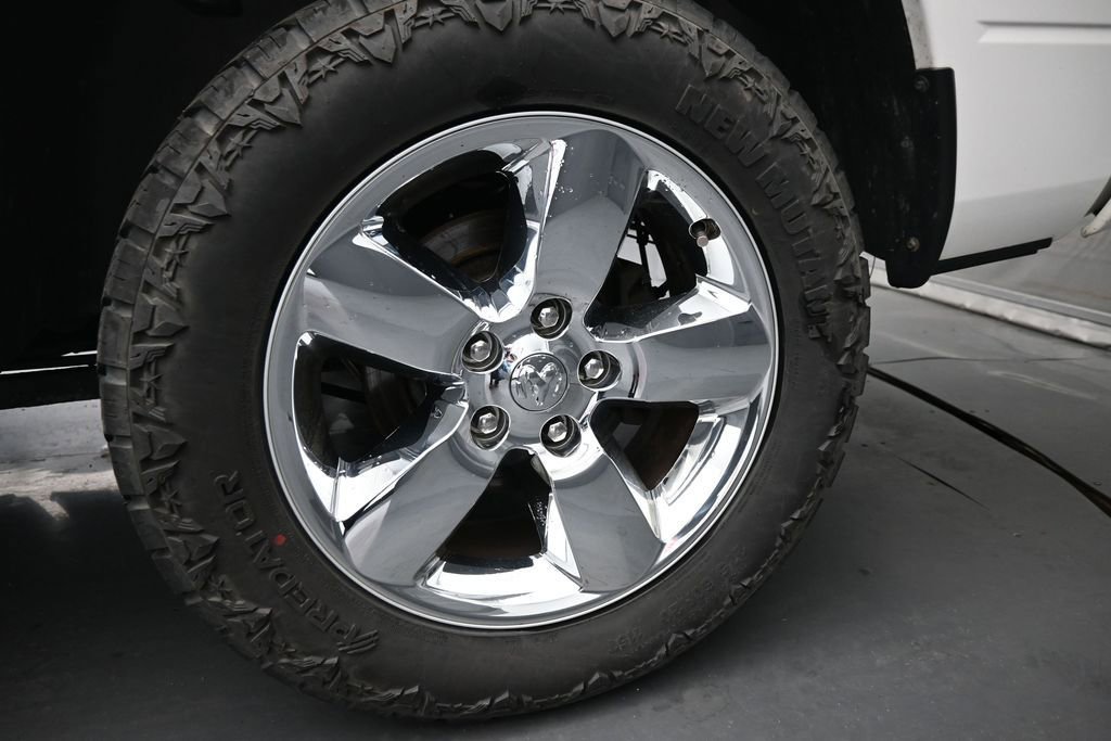 Used 2018 RAM 1500 Express w/ Express Value Package AWD/4WD image 15