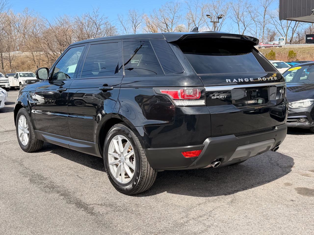 Used 2016 Land Rover Range Rover Sport SE image 7
