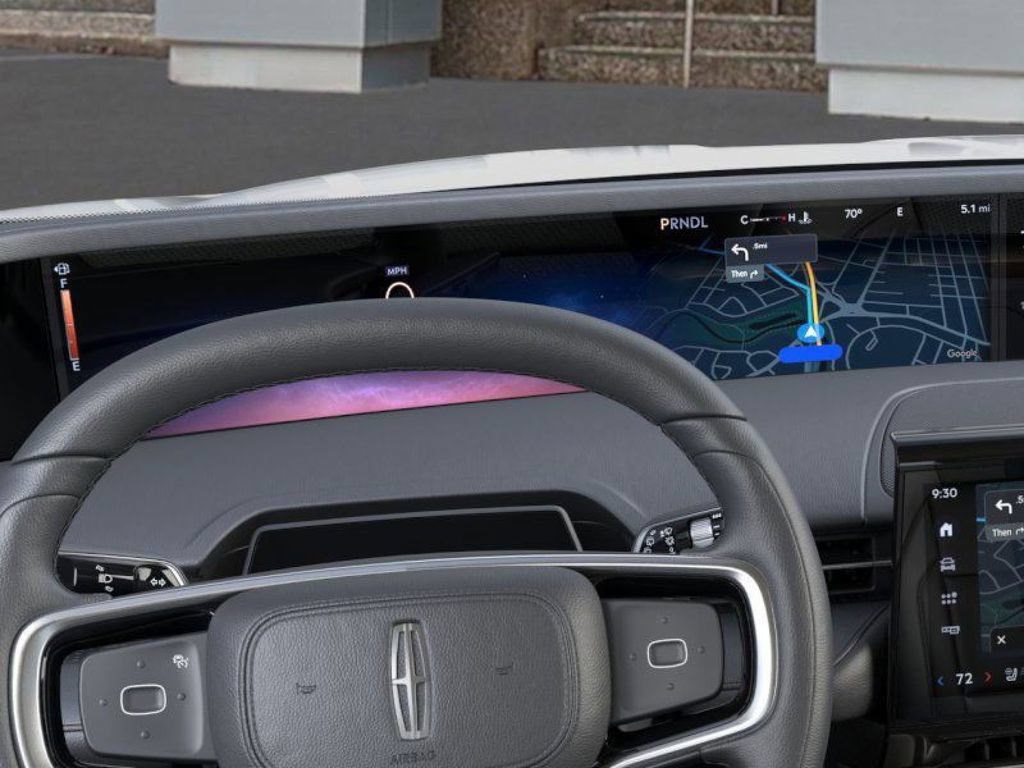 New 2025 Lincoln Nautilus Reserve AWD/4WD image 13