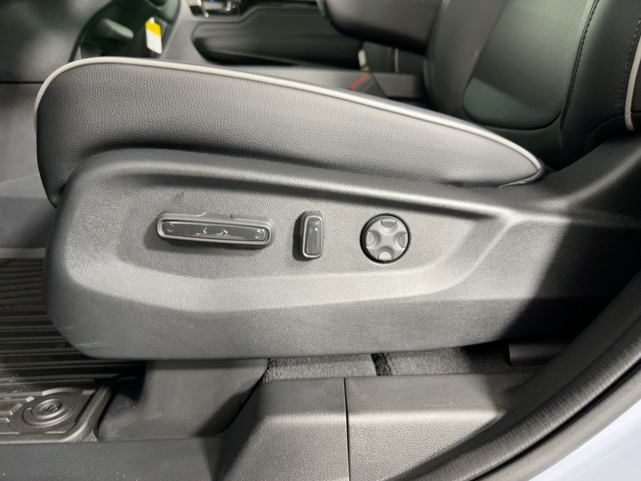 New 2026 Honda Odyssey Elite image 13